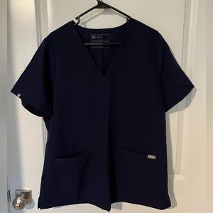 Figs Navy Casma Three Pocket Scrub Top